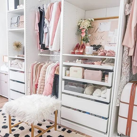 @bethybd POSH PARTY LIVE Now!! Badged/Featured Party Host Send to OPEN ➕️ for HP - Picture 3 of 15